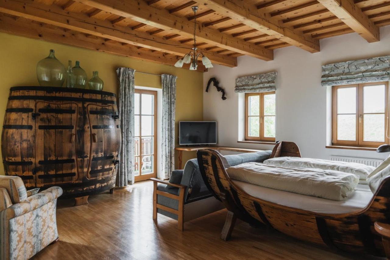 Ratsch an der Weinstraße Weingut Koegl B&B 외부 사진